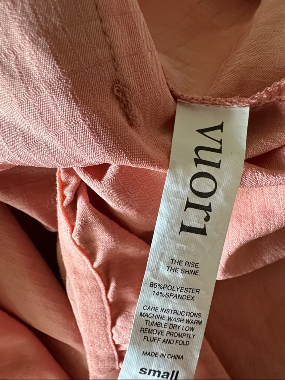 Vuori Stonesteps Hooded Windbreaker Jacket in Sunset, size Small EUC - Picture 13 of 13